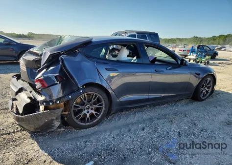 2021 Tesla Model S из США, поврежденный, VIN 5YJSA1E53MF452404